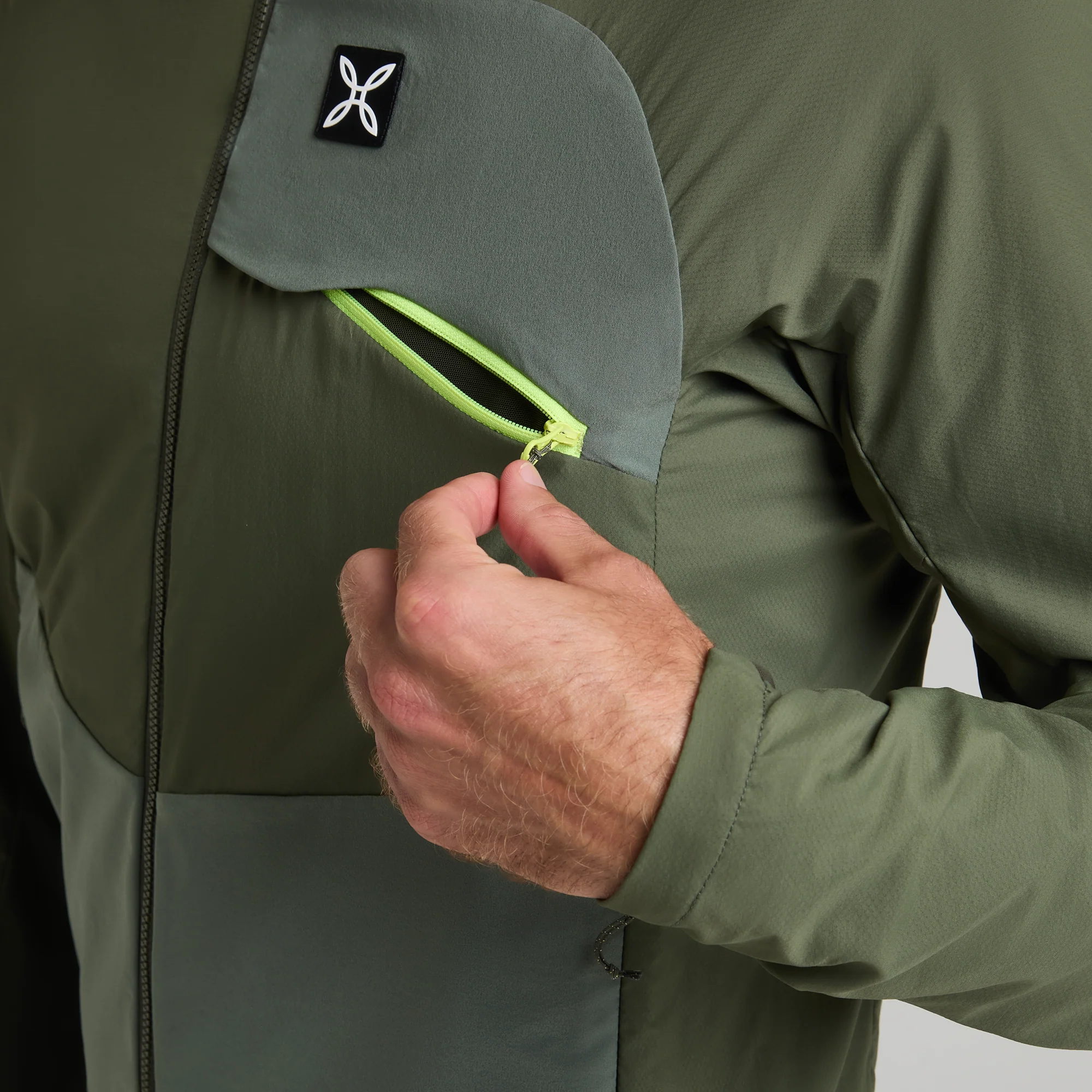 ALTAI HOODED JACKET - Image 11