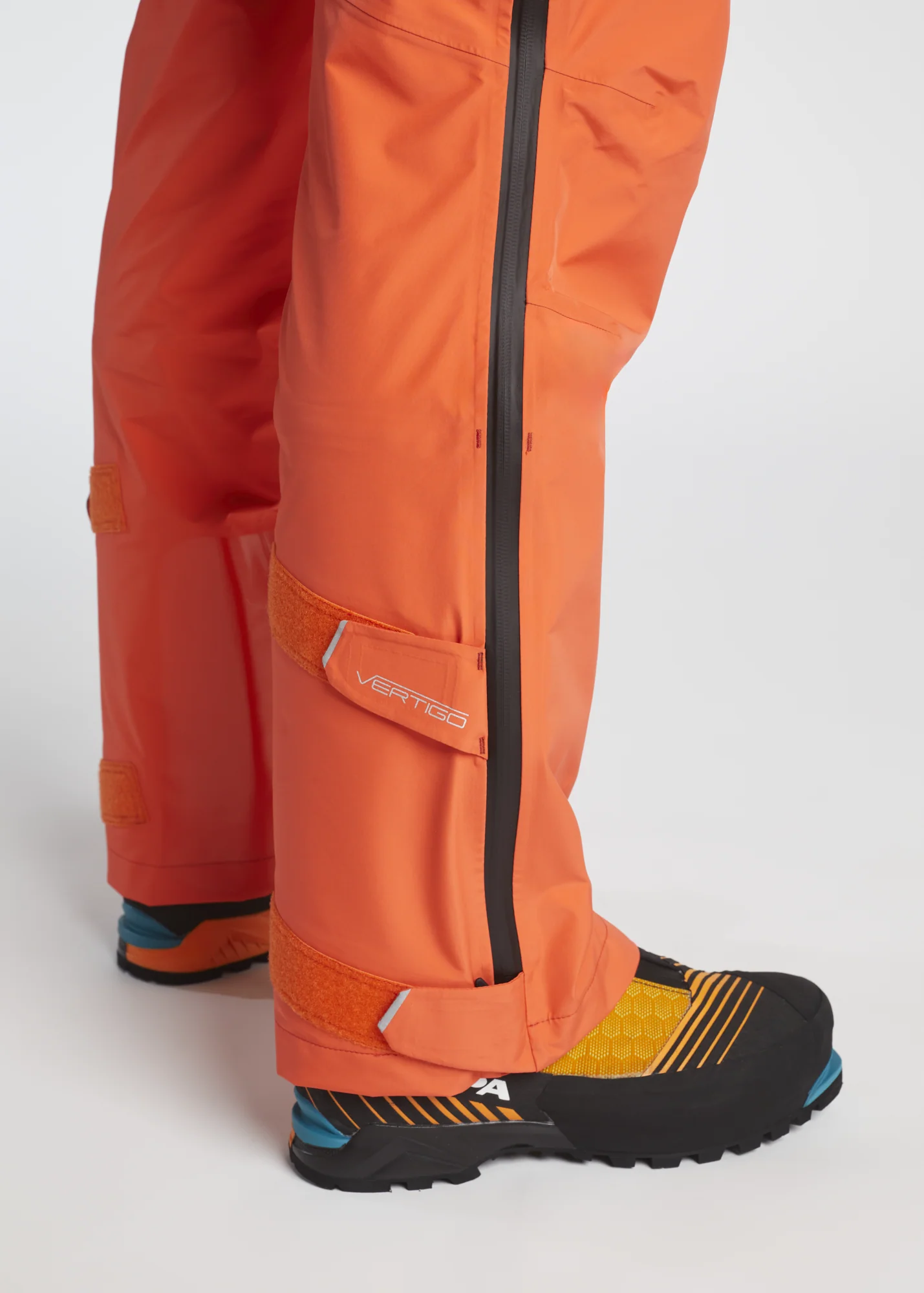 CLIFF COVER PANTS - Image 13