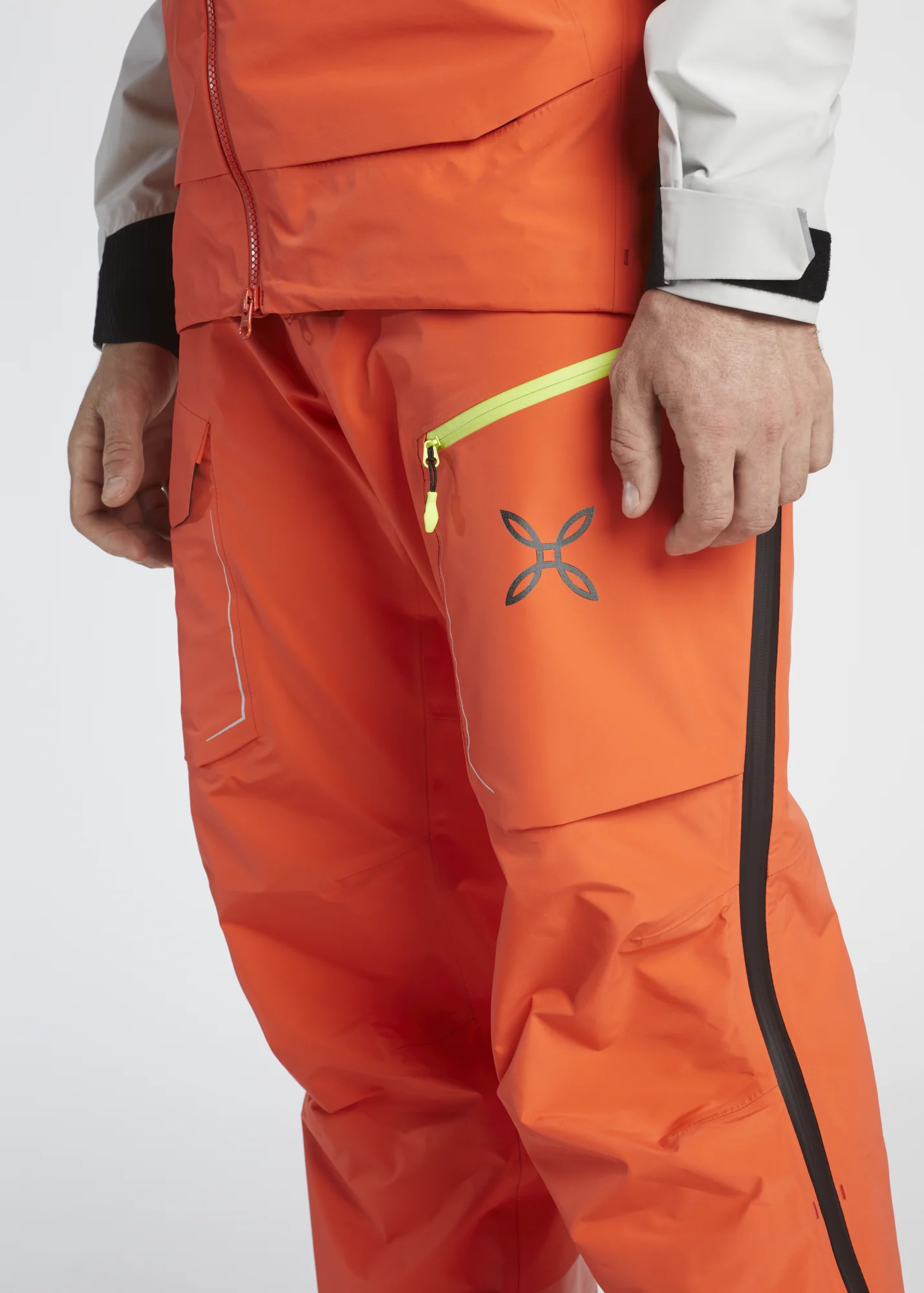 CLIFF COVER PANTS - Image 18