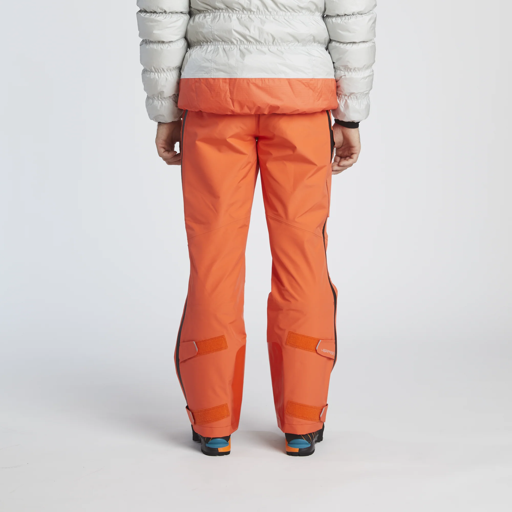 CLIFF COVER PANTS - Image 20