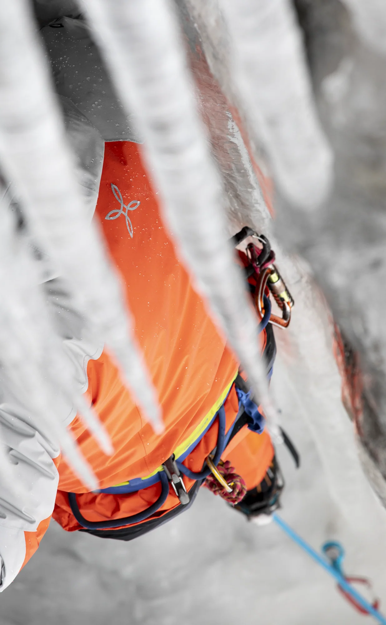 CLIFF JACKET - Image 17
