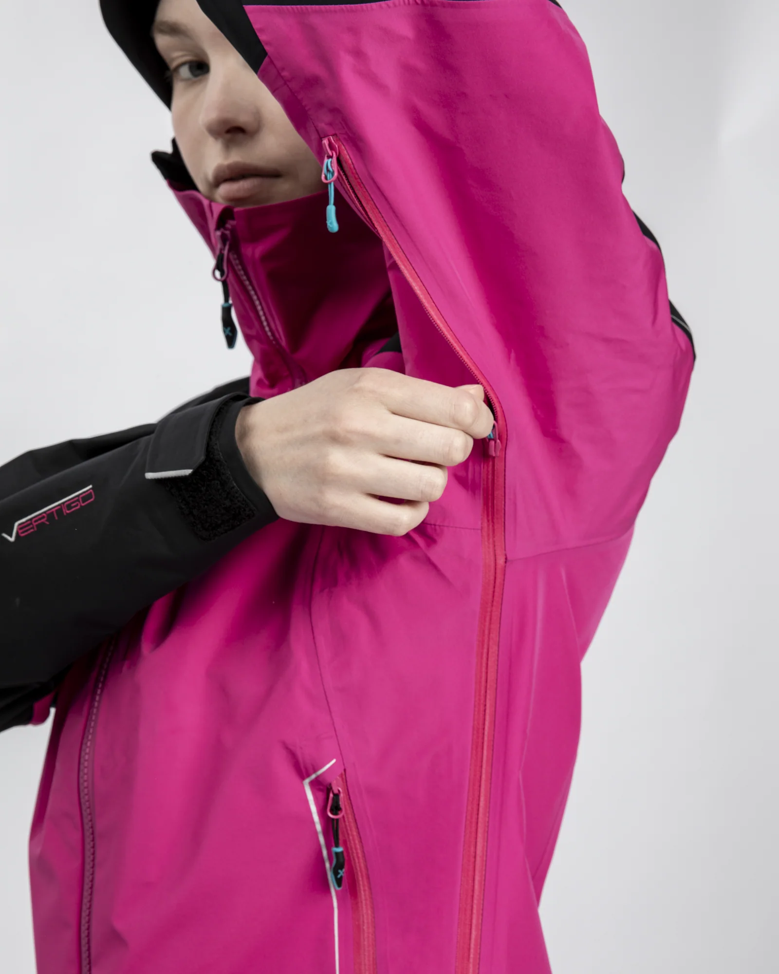 CLIFF JACKET WOMAN - Image 11