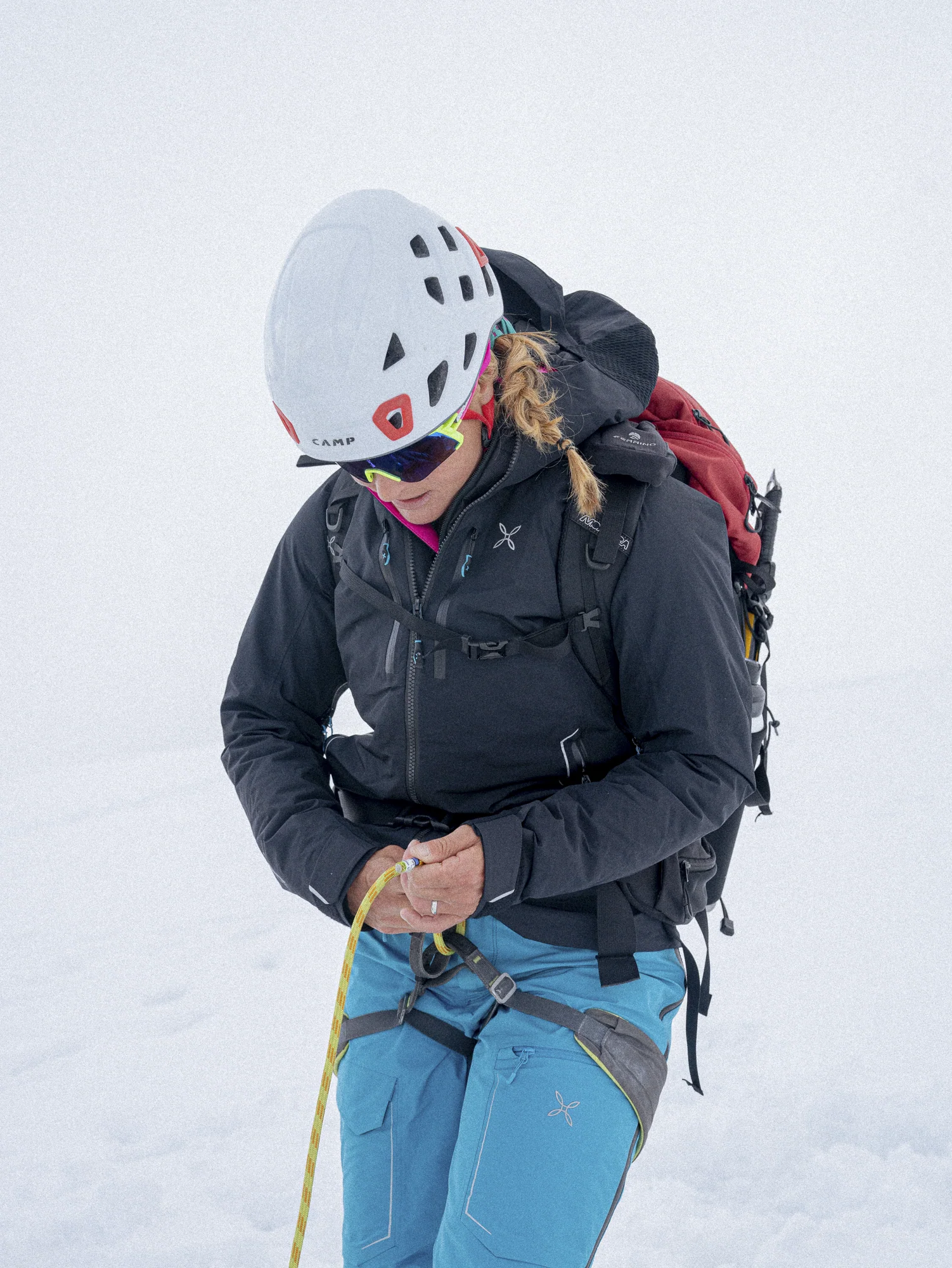 CLIFF JACKET WOMAN - Image 15