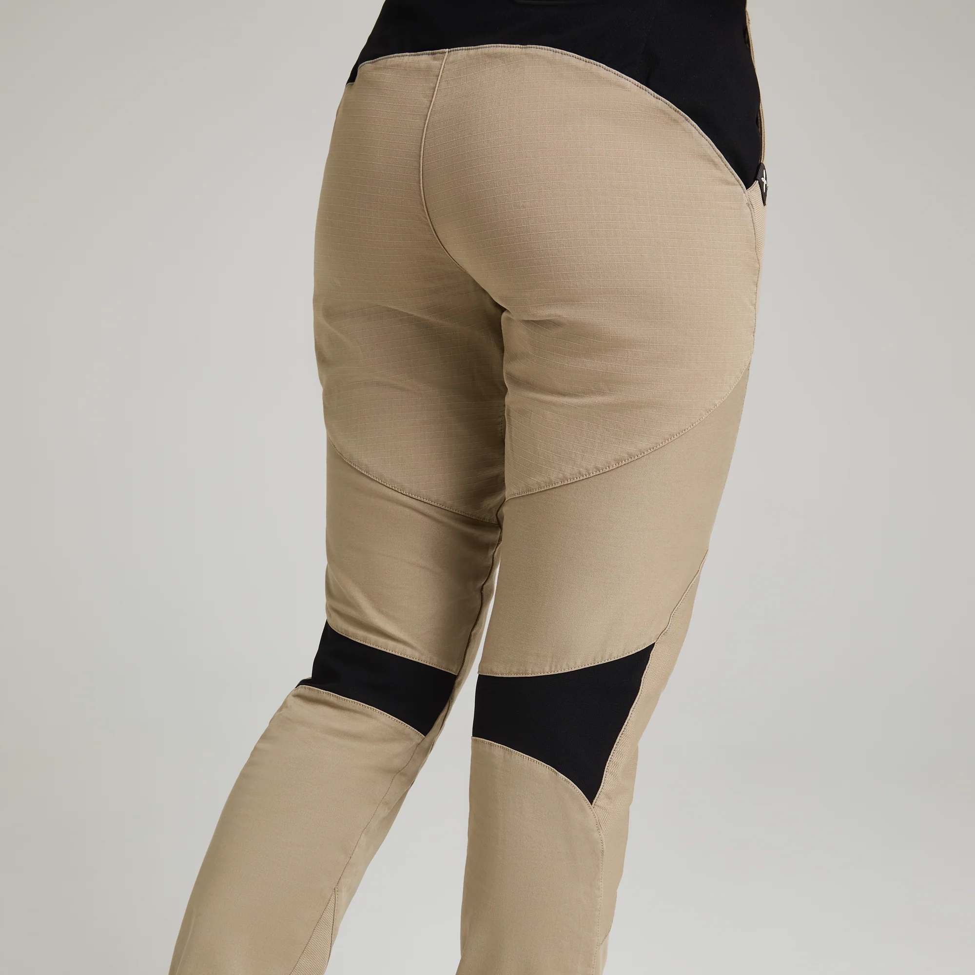 FREE EVO PANTS WOMAN - Image 11