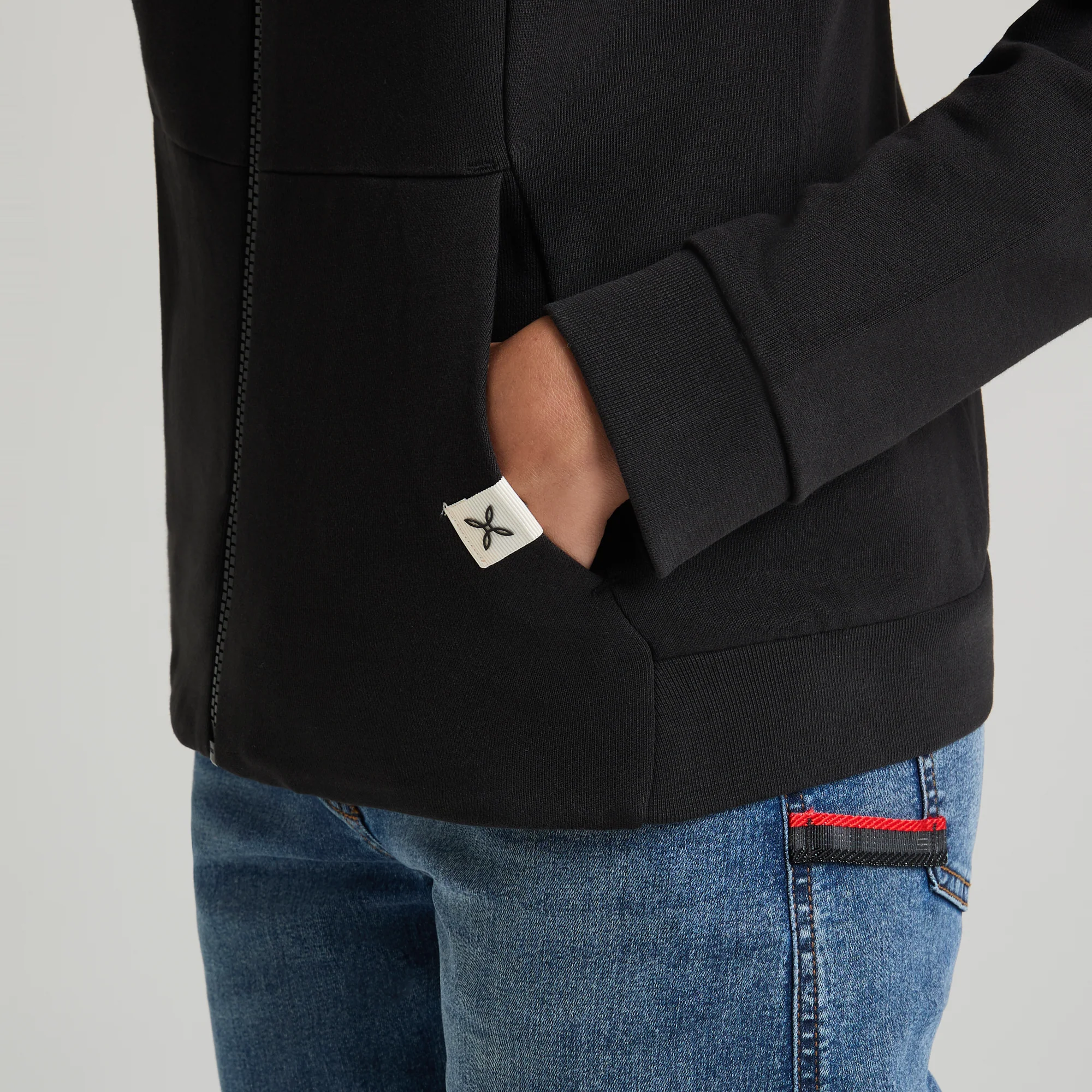 GOBI HOODED SWEATER WOMAN - Image 22