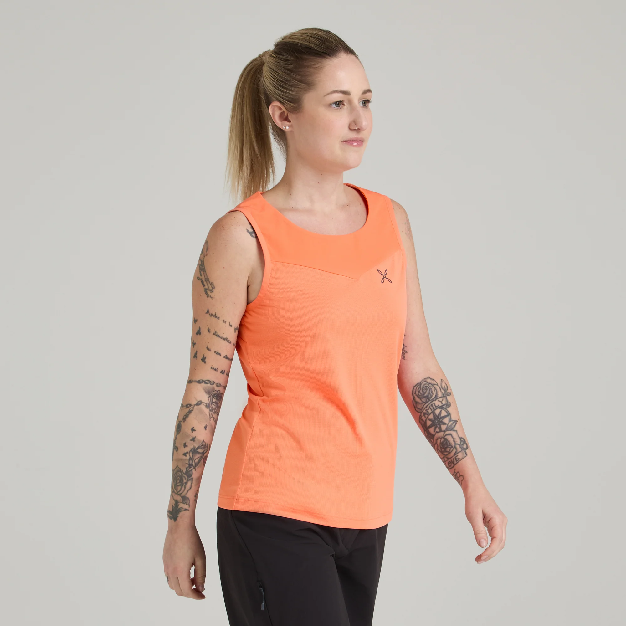 HADE CANOTTA WOMAN - Image 22