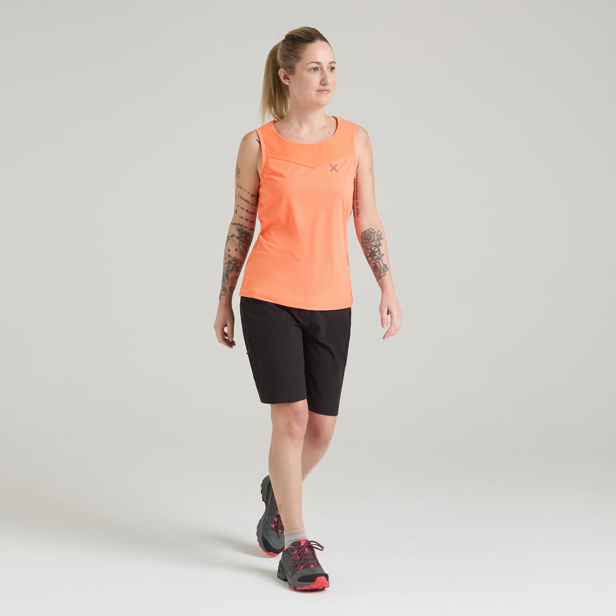 HADE CANOTTA WOMAN - Image 32