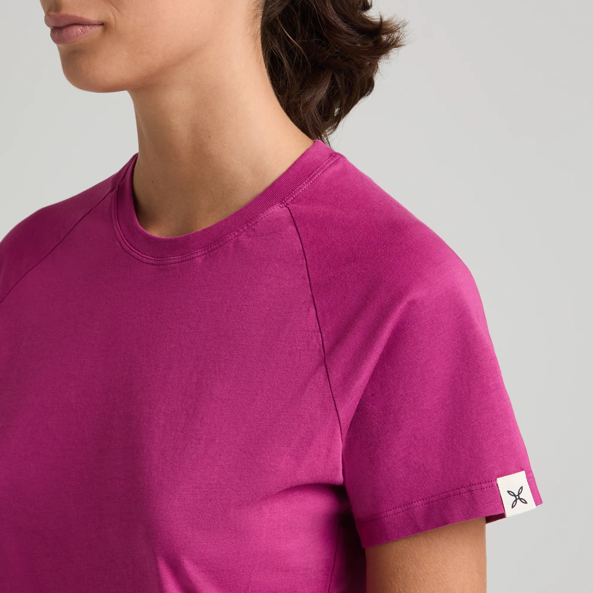 MINIMAL LOGO T-SHIRT WOMAN - Image 12