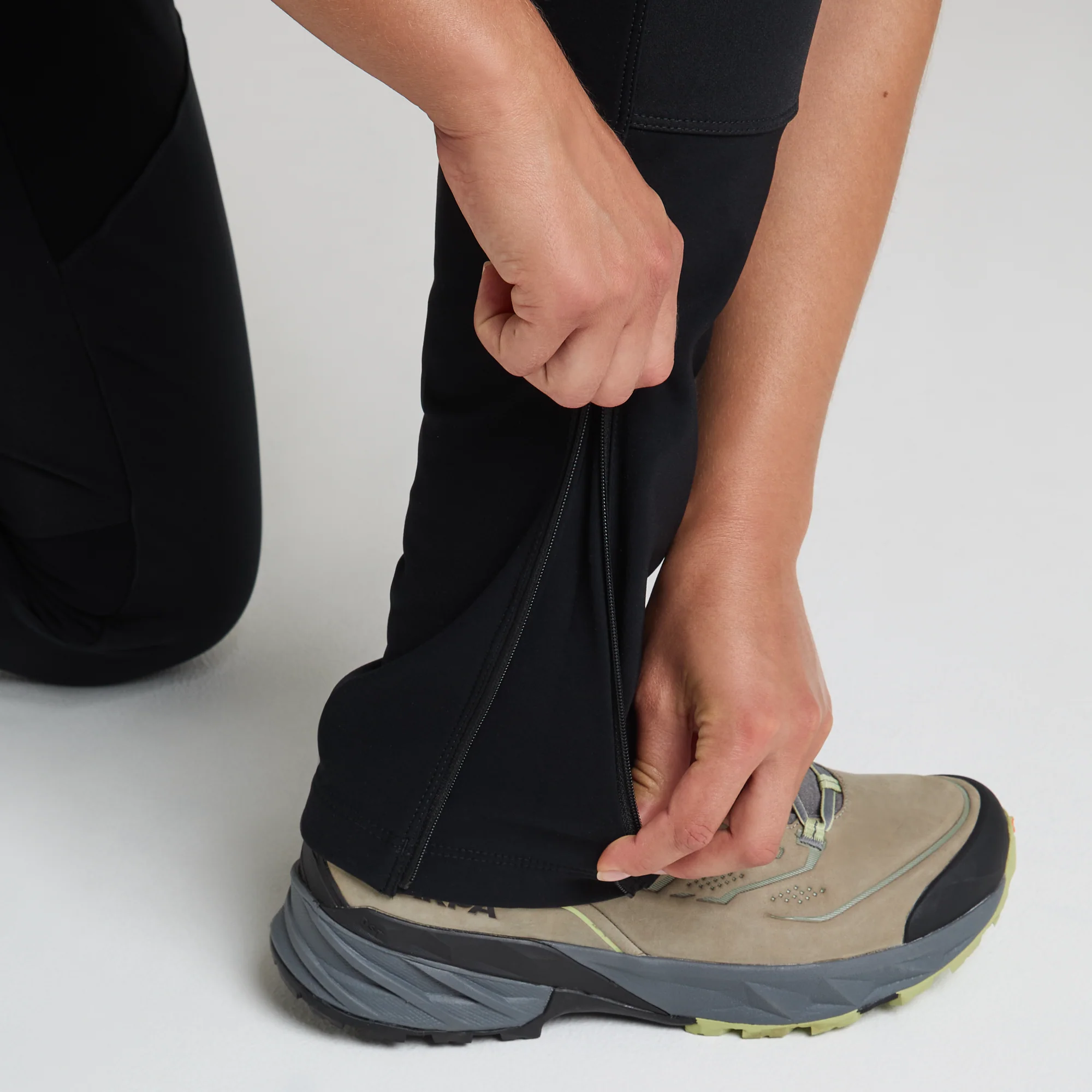NORDIK 2 PANTS WOMAN - Image 10