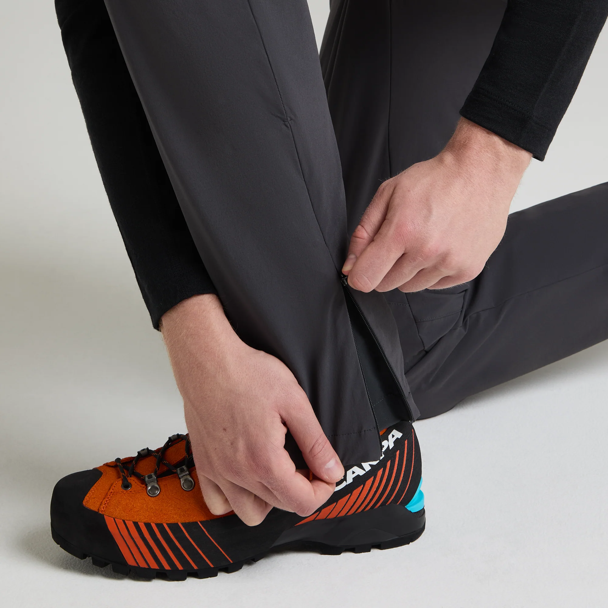 OCTA HYBRID PANTS - Image 18