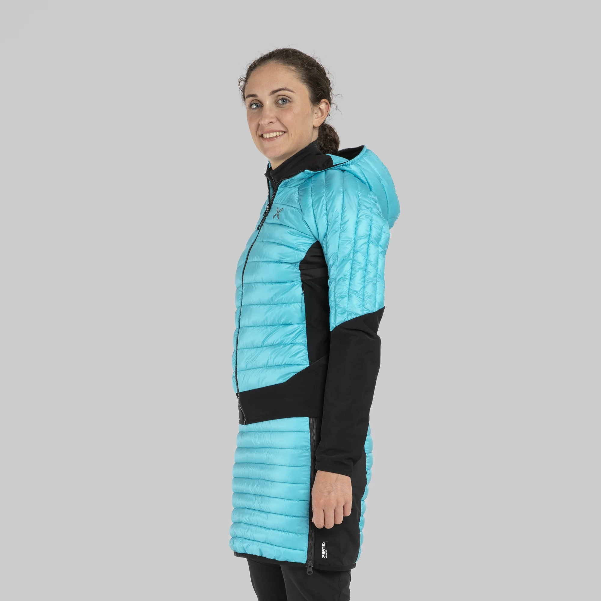 PEAK HYBRID HOODED JACKET WOM. - Image 10
