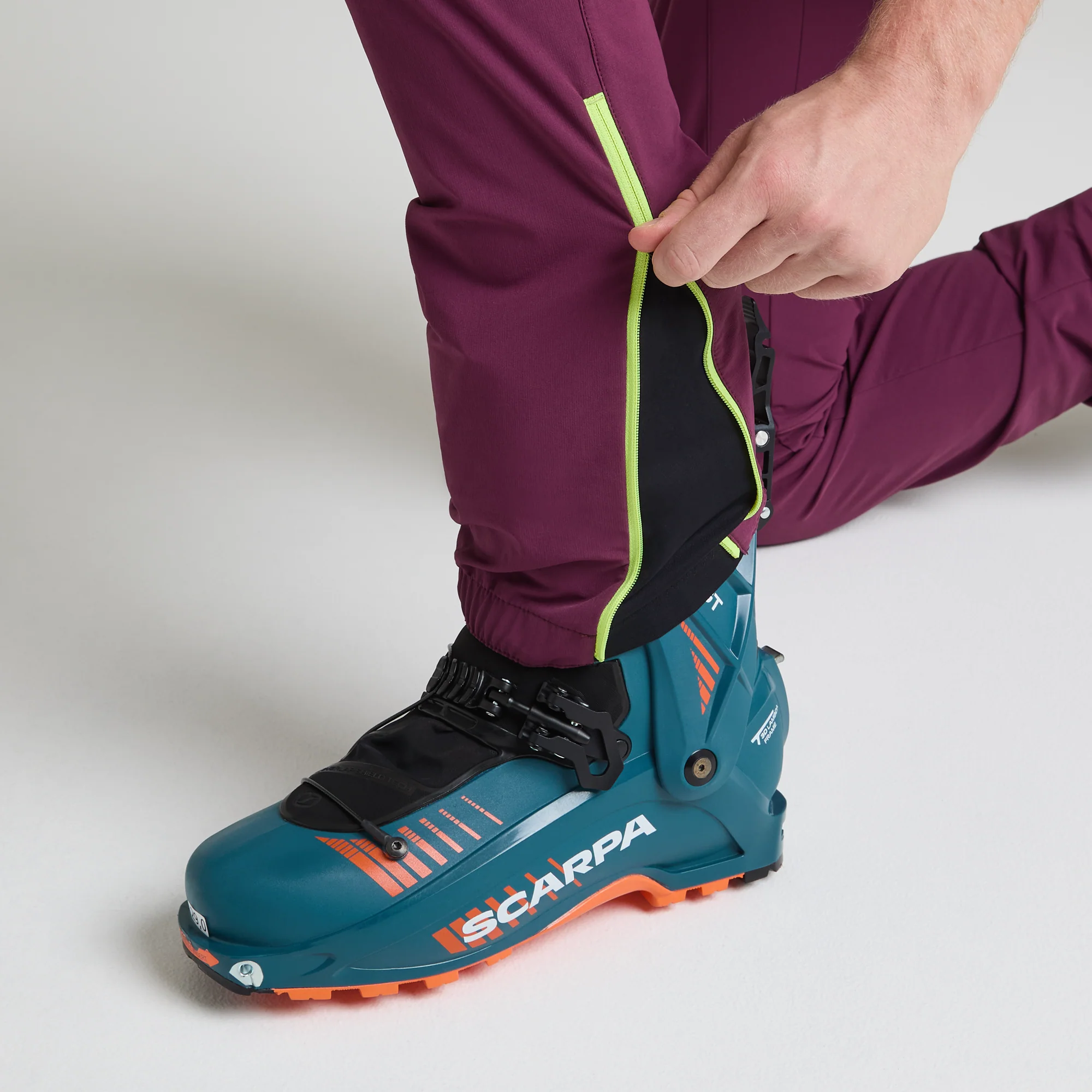 PEAK PANTS - Image 17