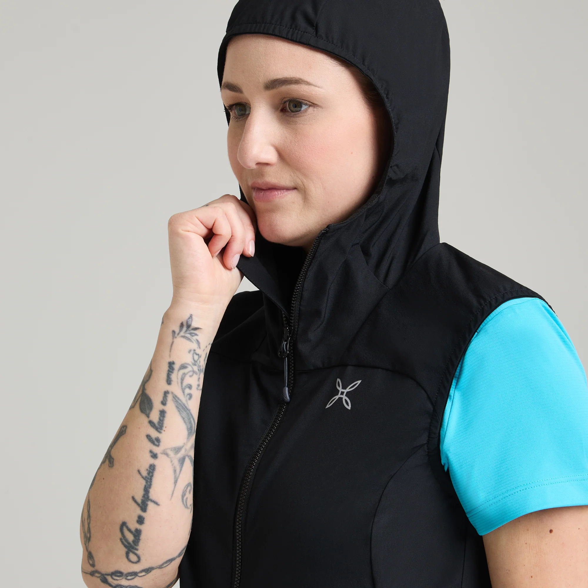 RISE HOODED VEST WOMAN - Image 27