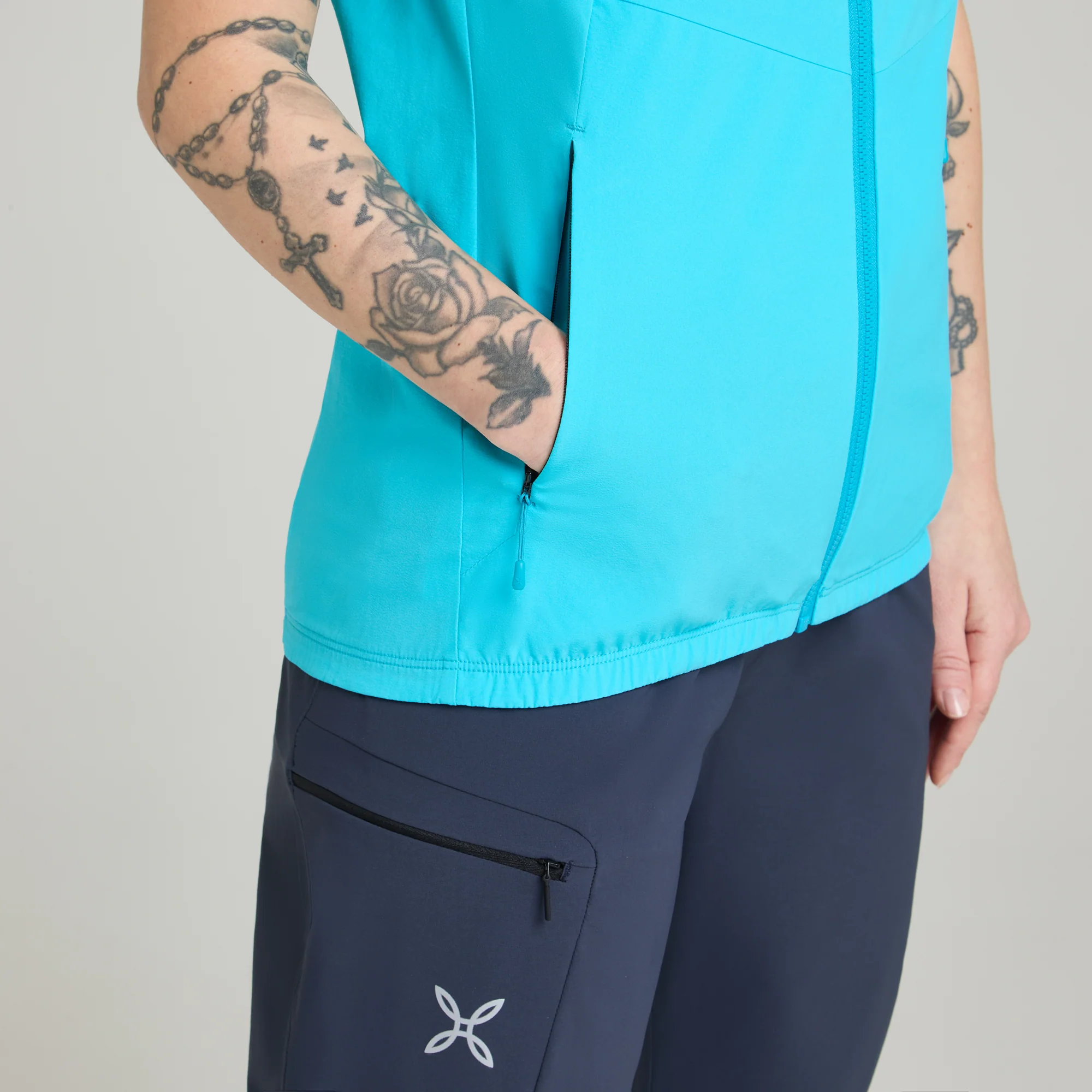 RISE HOODED VEST WOMAN - Image 39