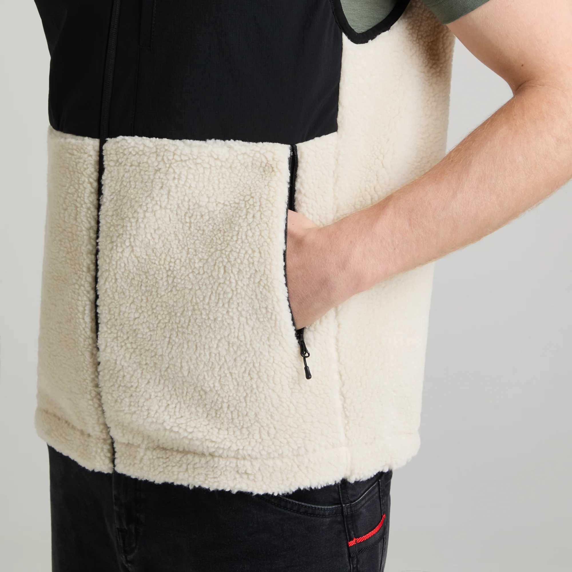SHERPA VEST - Image 16