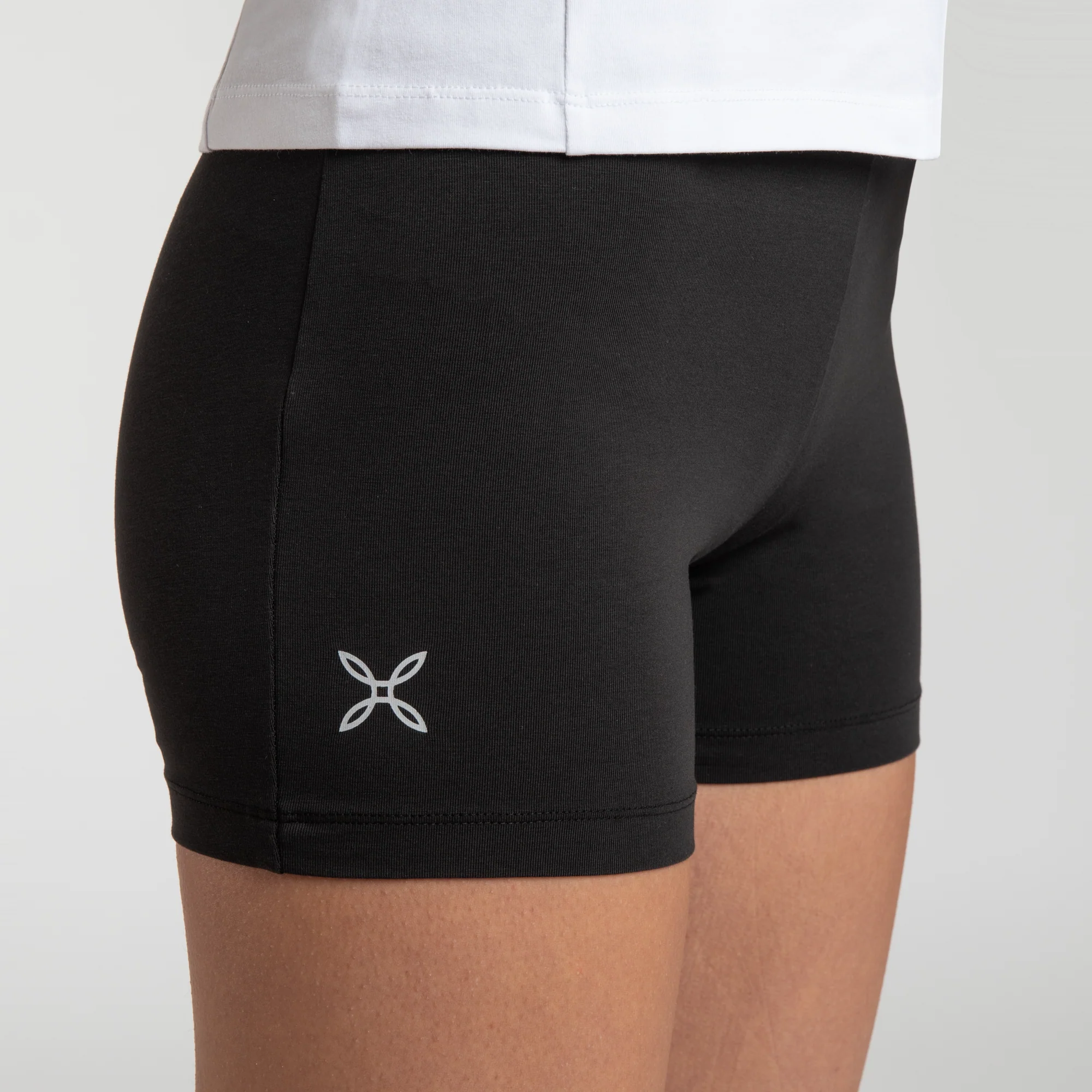 SHIVA SHORTS WOMAN - Image 10