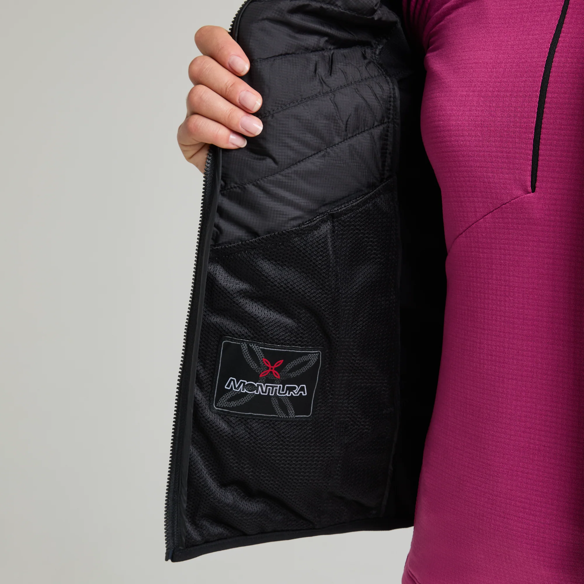 TRACE HYBRID JACKET WOMAN - Image 10
