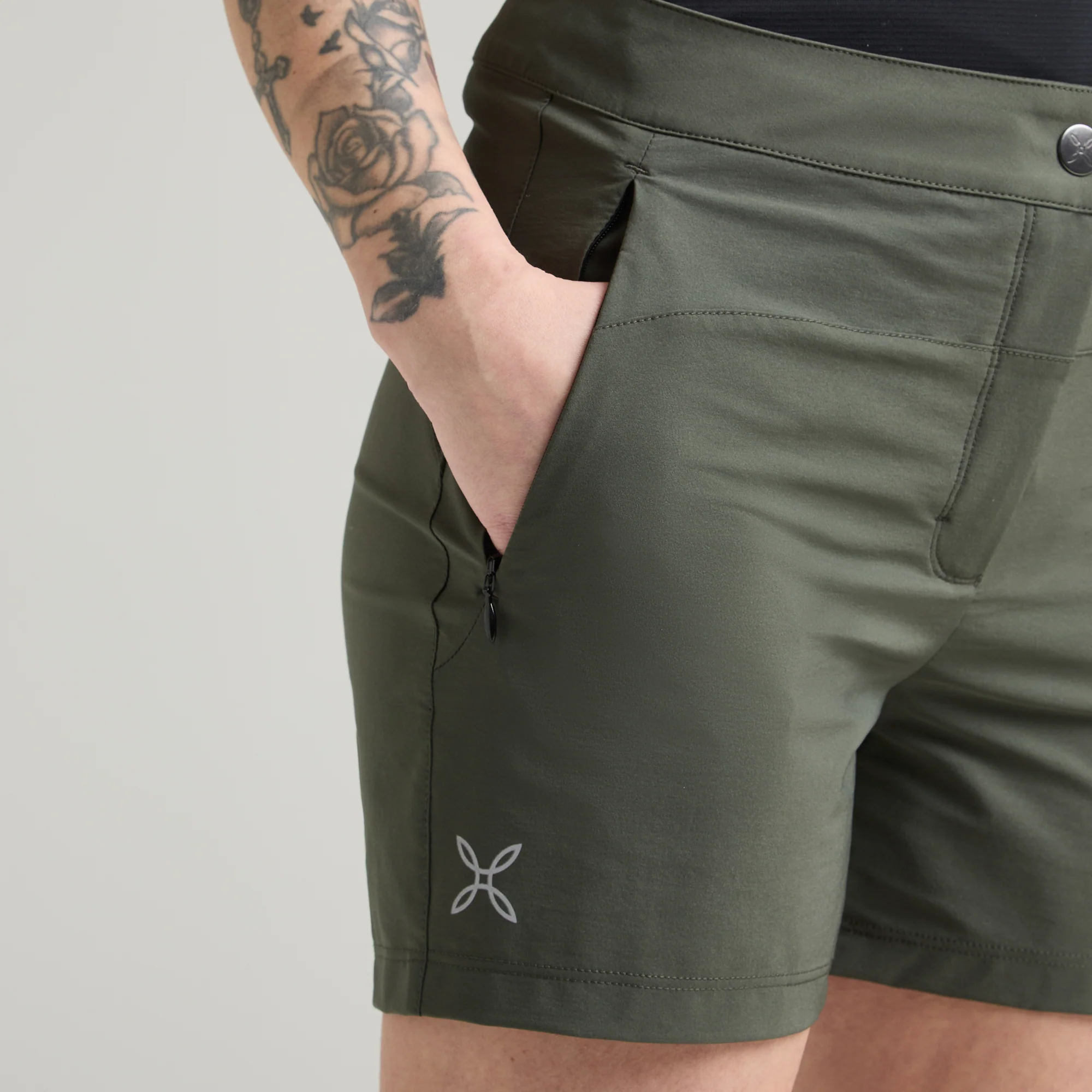 TREK SHORTS WOMAN - Image 20