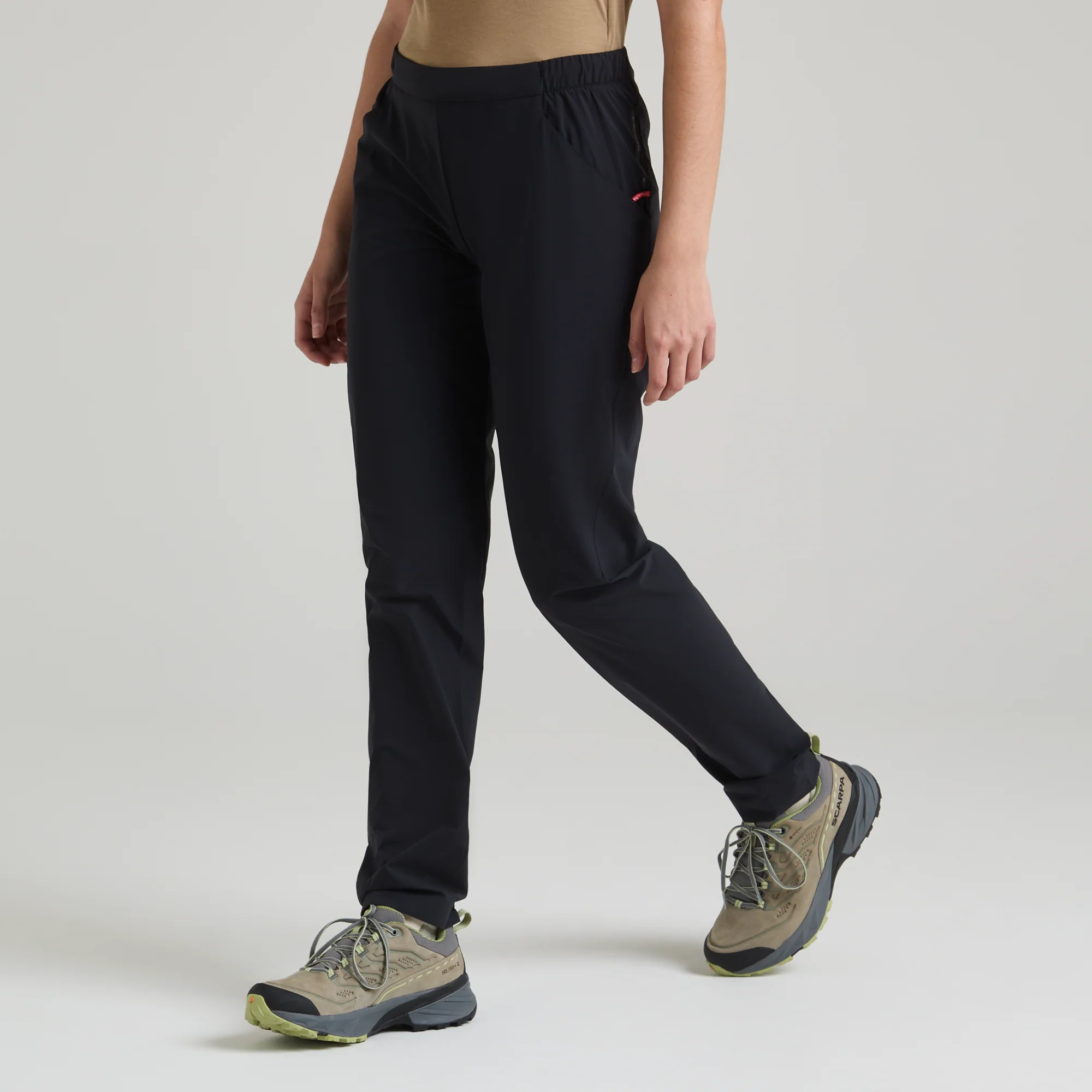 VERSANTE LIGHT PANTS WOMAN - Image 9