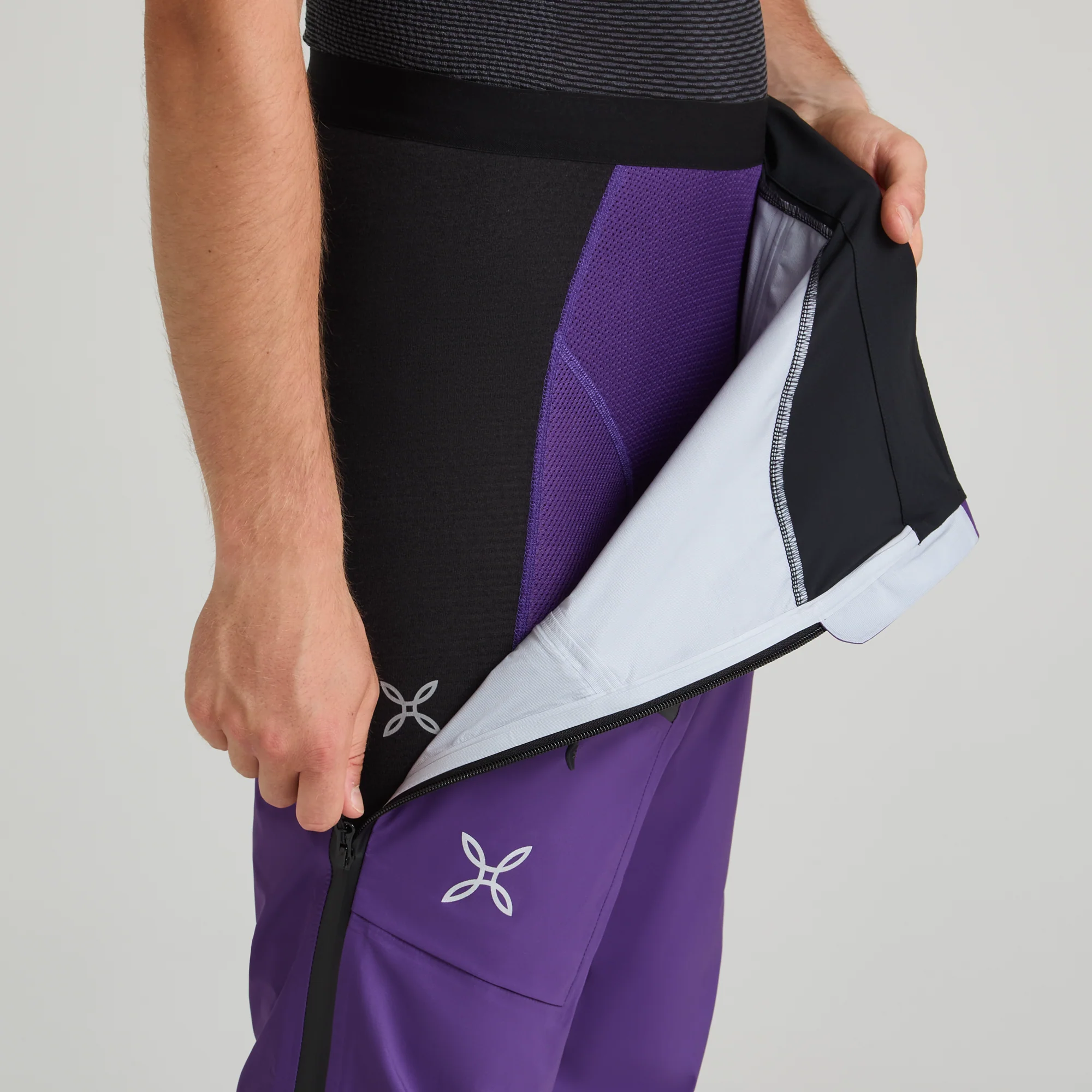 VERTIGO 3L COVER PANTS - Image 17