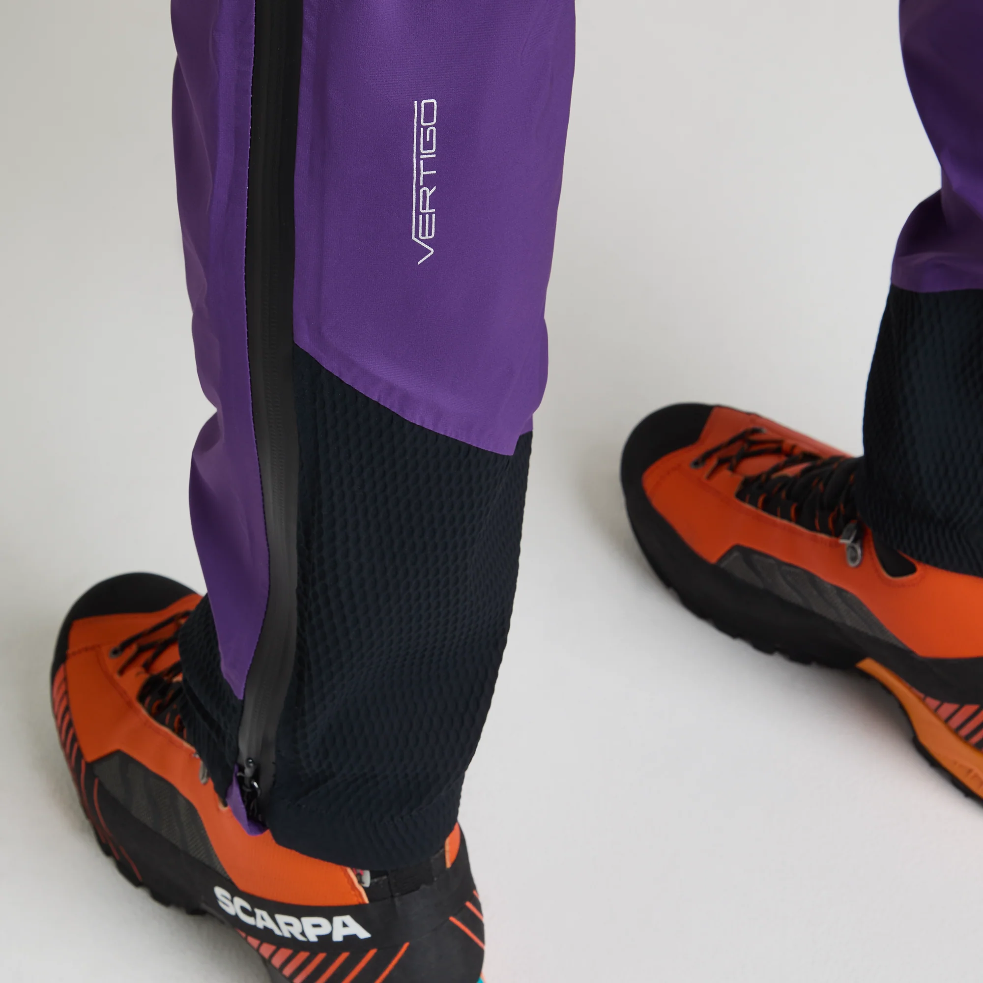 VERTIGO 3L COVER PANTS - Image 18