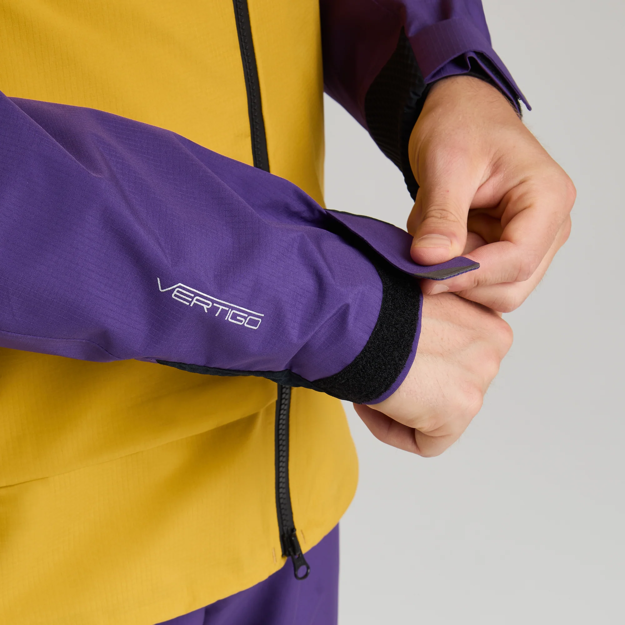 VERTIGO GTX PRO JACKET - Image 29