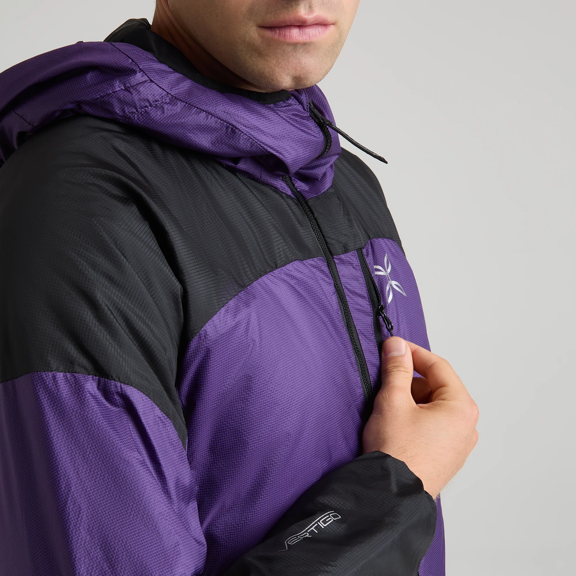 VERTIGO HYBRID HOODED JACKET - Image 15