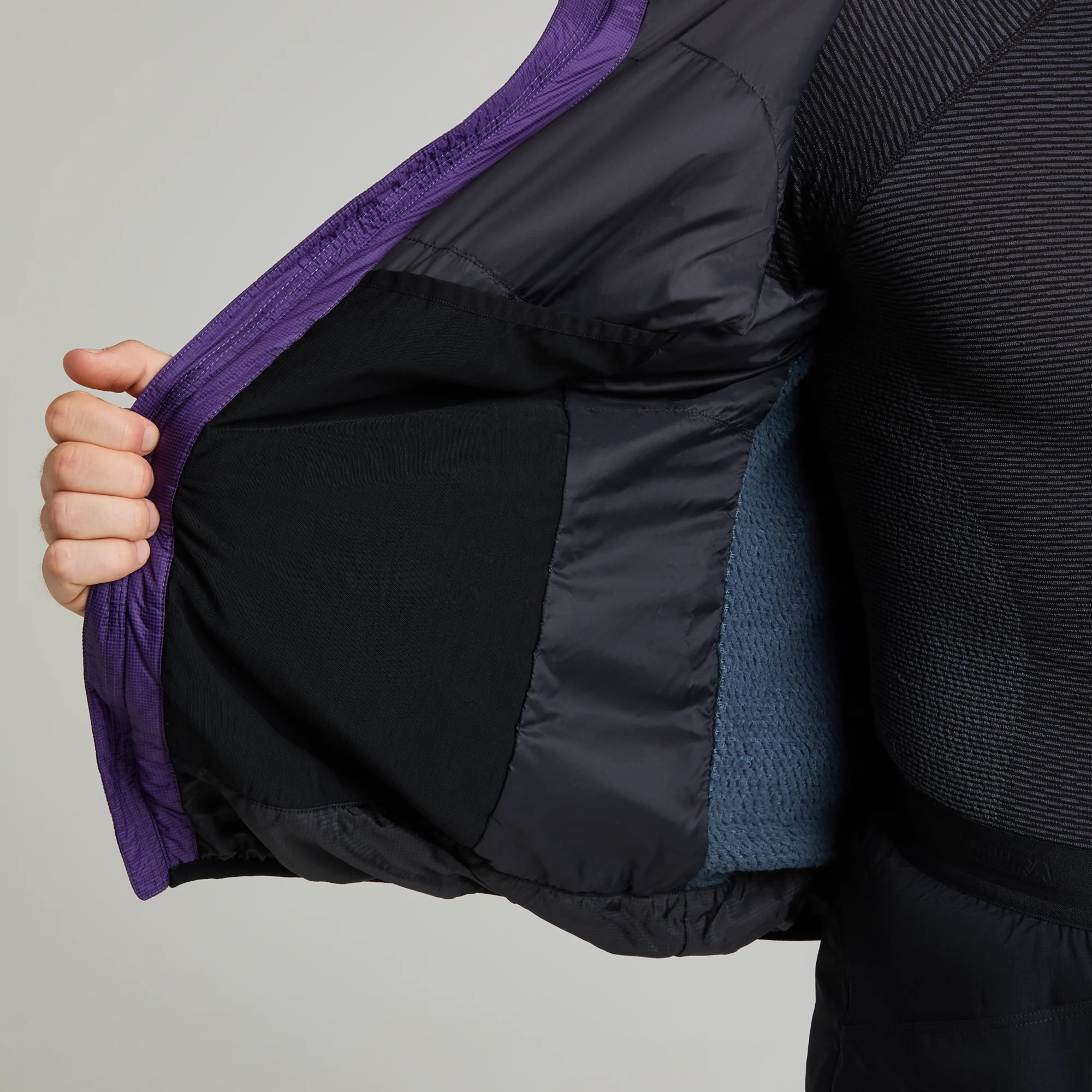 VERTIGO HYBRID HOODED JACKET - Image 40